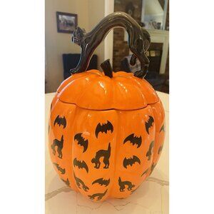 NEIMAN‎ MARCUS  BLACK CAT BLACK BAT MOTIF HALLOWEEN PUMPKIN COOKIE JAR RARE read